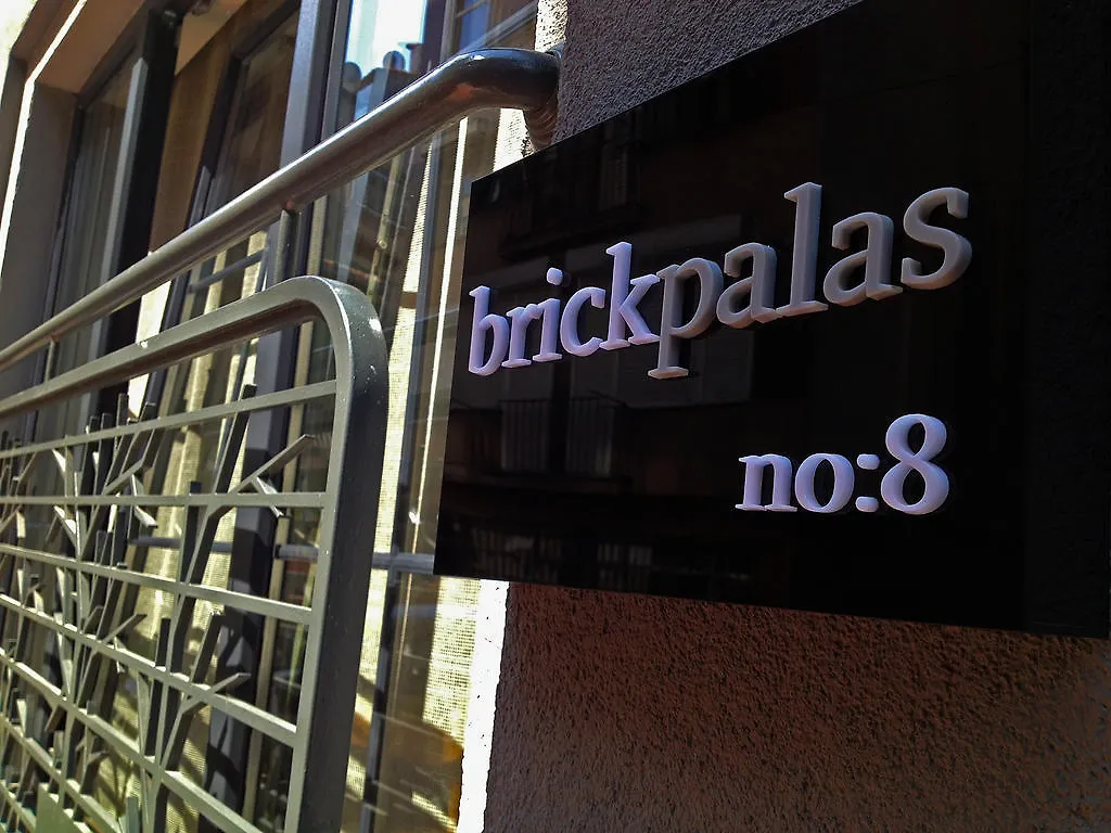 Brickpalas location